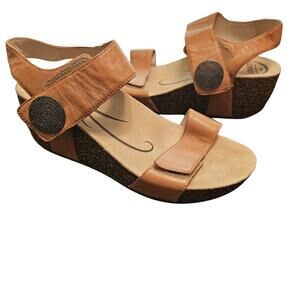 Abeo Una Wedges Sandals Stone Women's Size US 11 Neutral Footbed Used Good